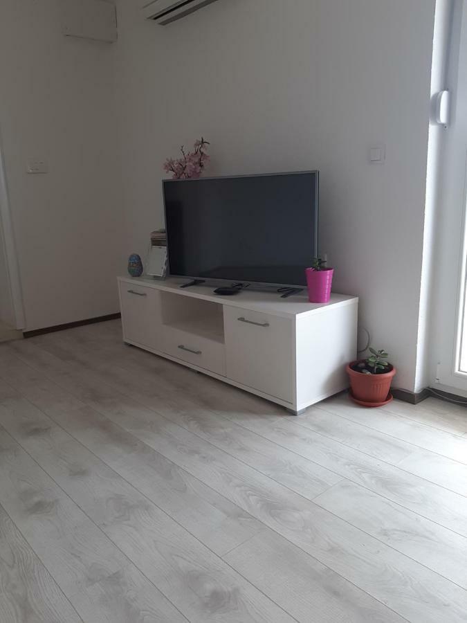 Apartments Maria Ivanica Ngoại thất bức ảnh