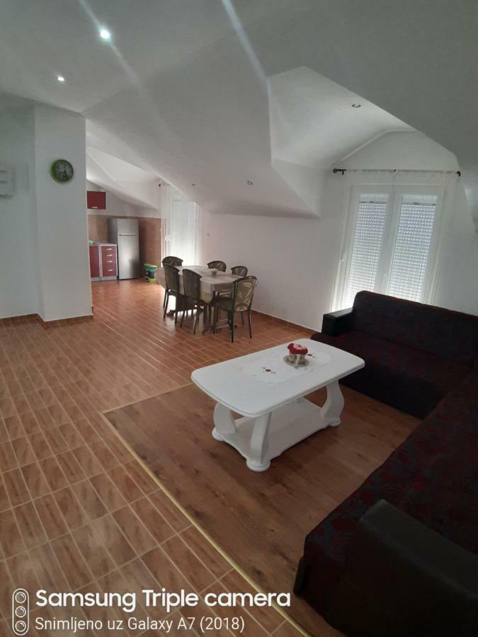 Apartments Maria Ivanica Ngoại thất bức ảnh